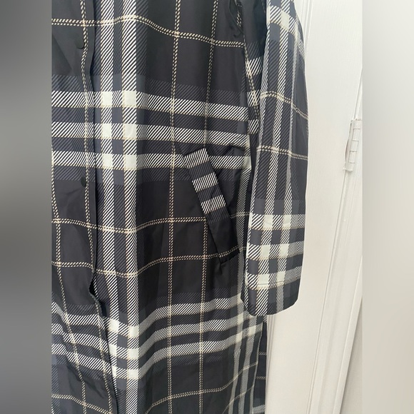 H&M Rain Coat - Picture 2 of 15